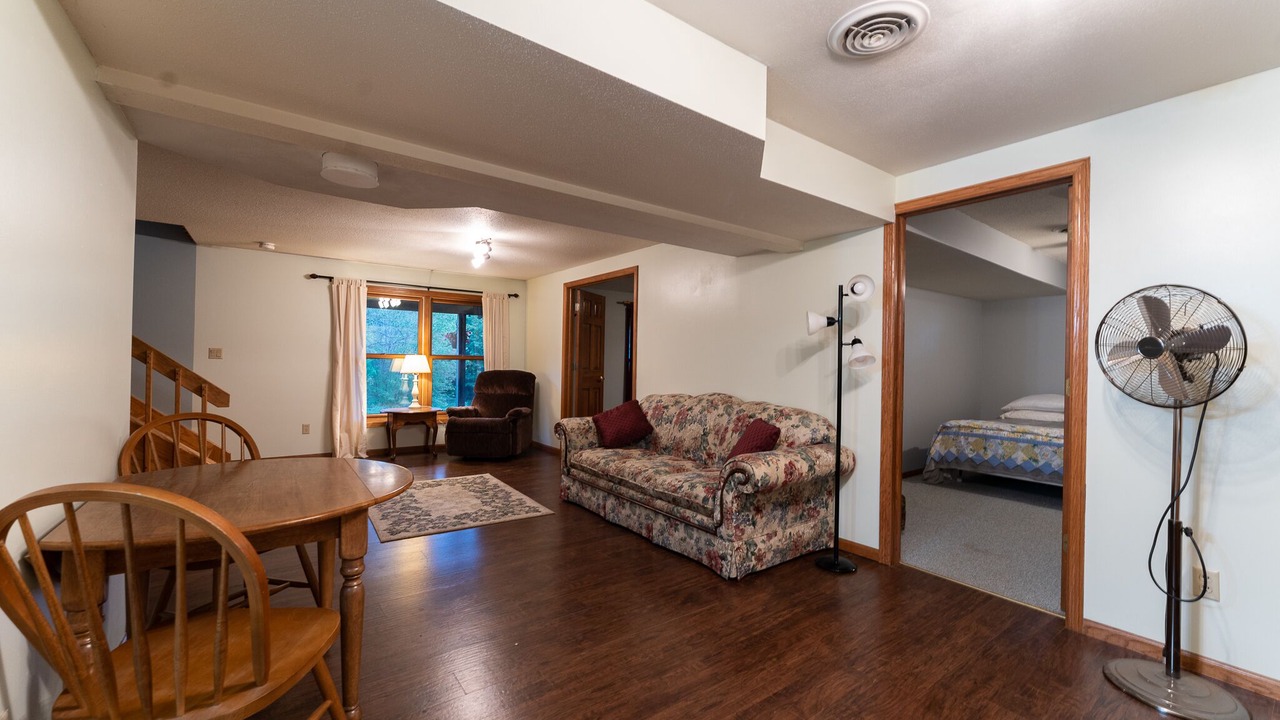 Photo of Livingroom in Mather