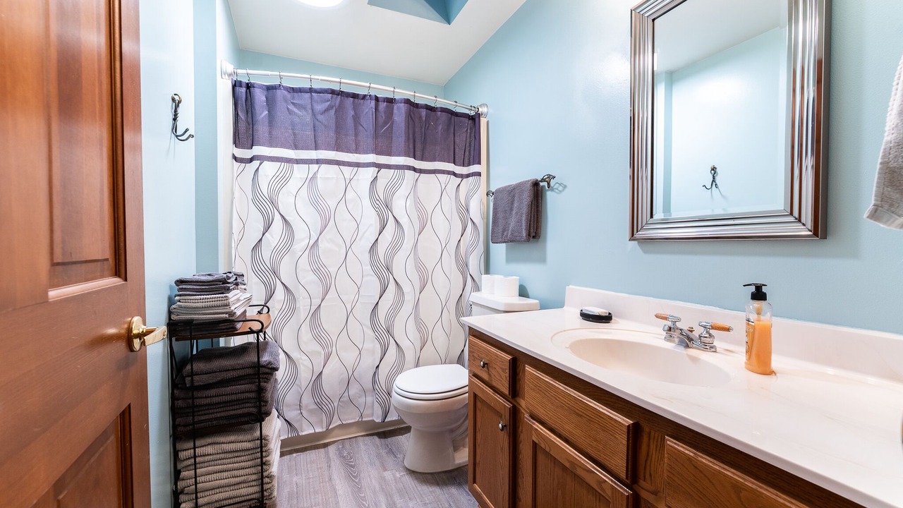 Photo of Bathroom in Mather