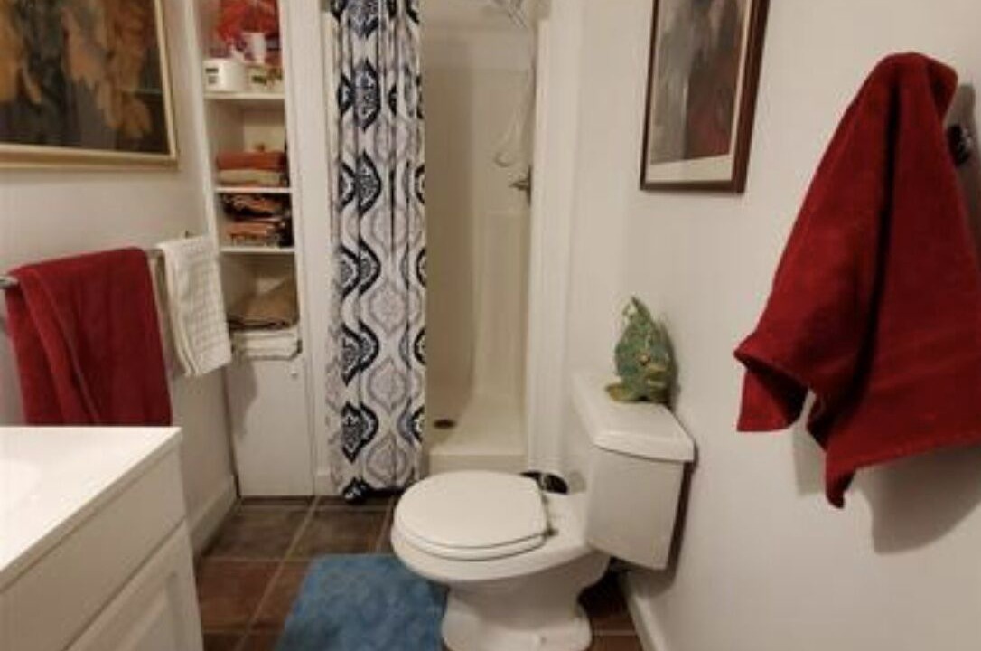 Photo of Bathroom in Cassville