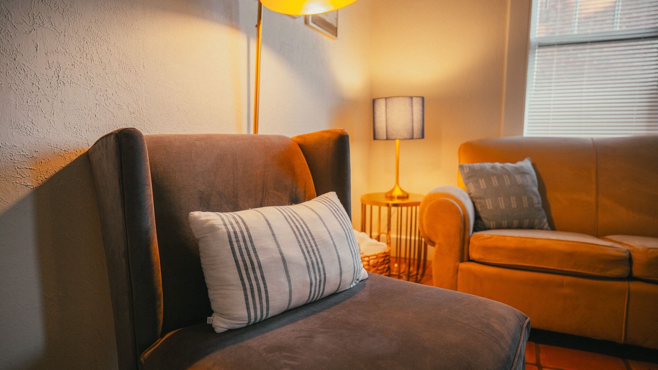 Photo of Livingroom in Hillsboro Village