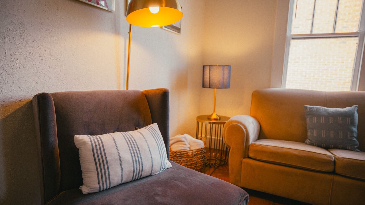 Photo of Livingroom in Hillsboro Village