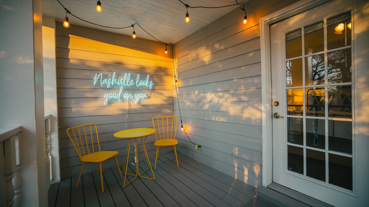 Photo of Others in Hillsboro Village