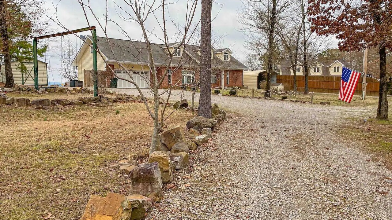 Photo of Outdoor in Royal