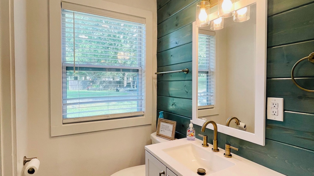 Photo of Bathroom in Gallatin