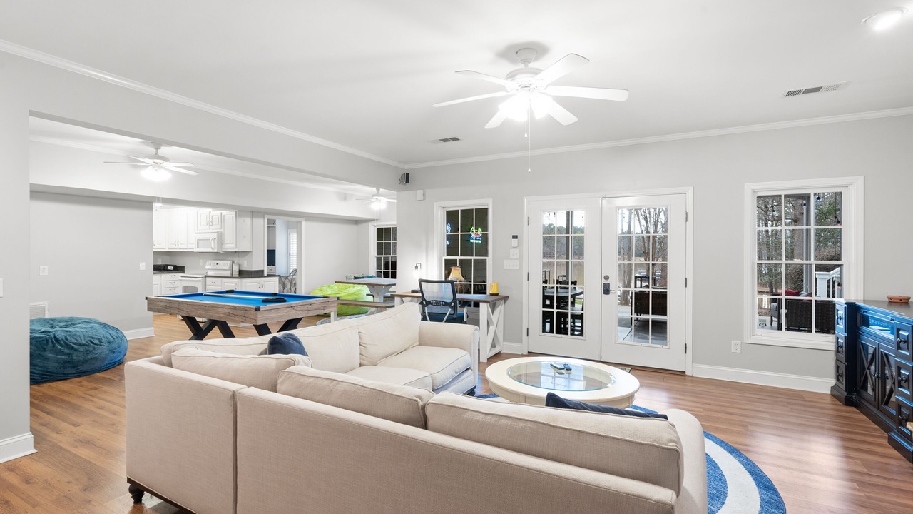 Photo of Livingroom in Eatonton