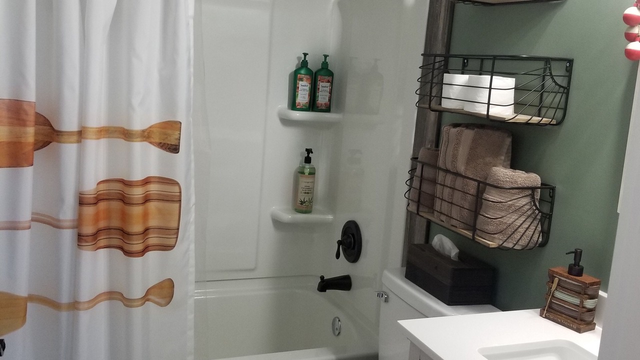 Photo of Bathroom in Glenwood