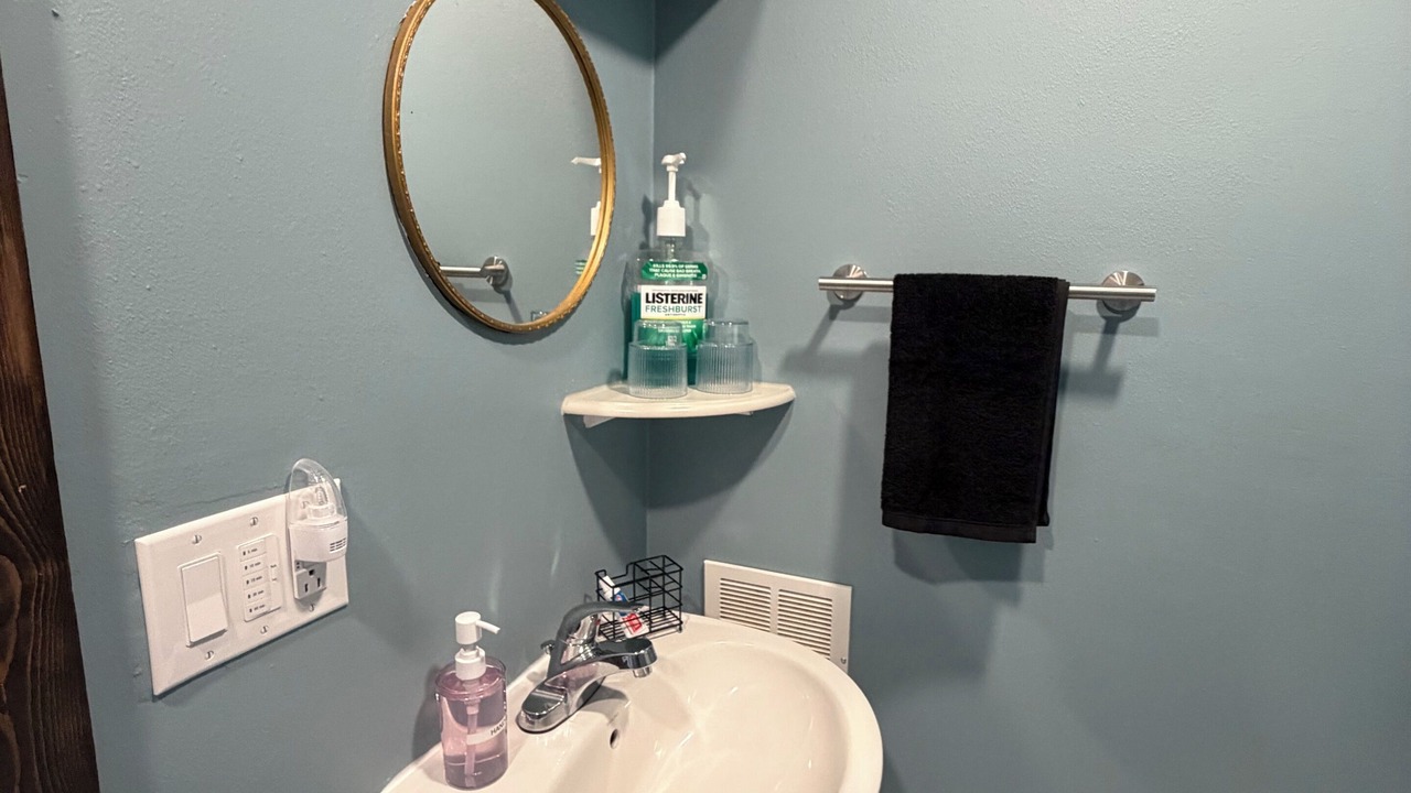Photo of Bathroom in Charlotte Park