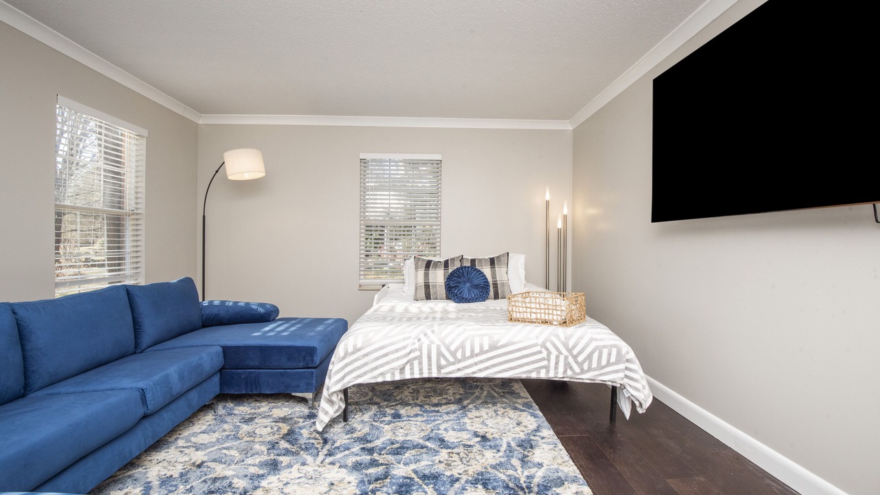 Photo of Livingroom in Ashley Oaks