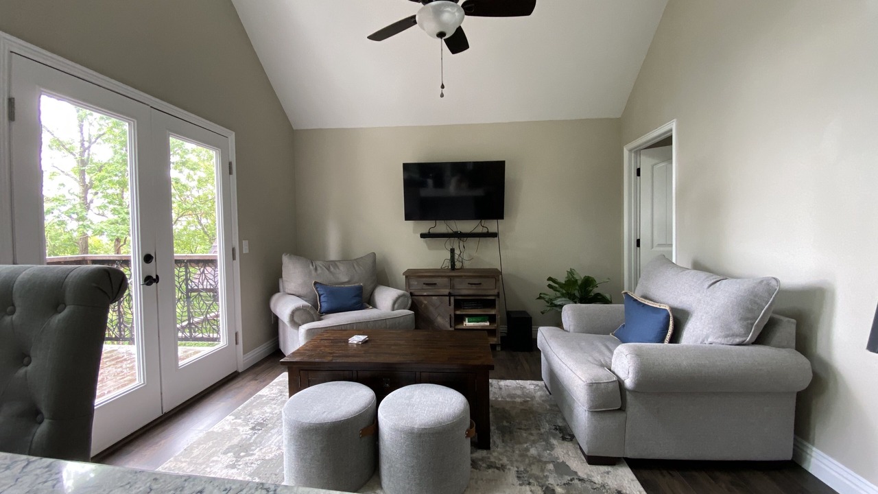 Photo of Livingroom in Garfield