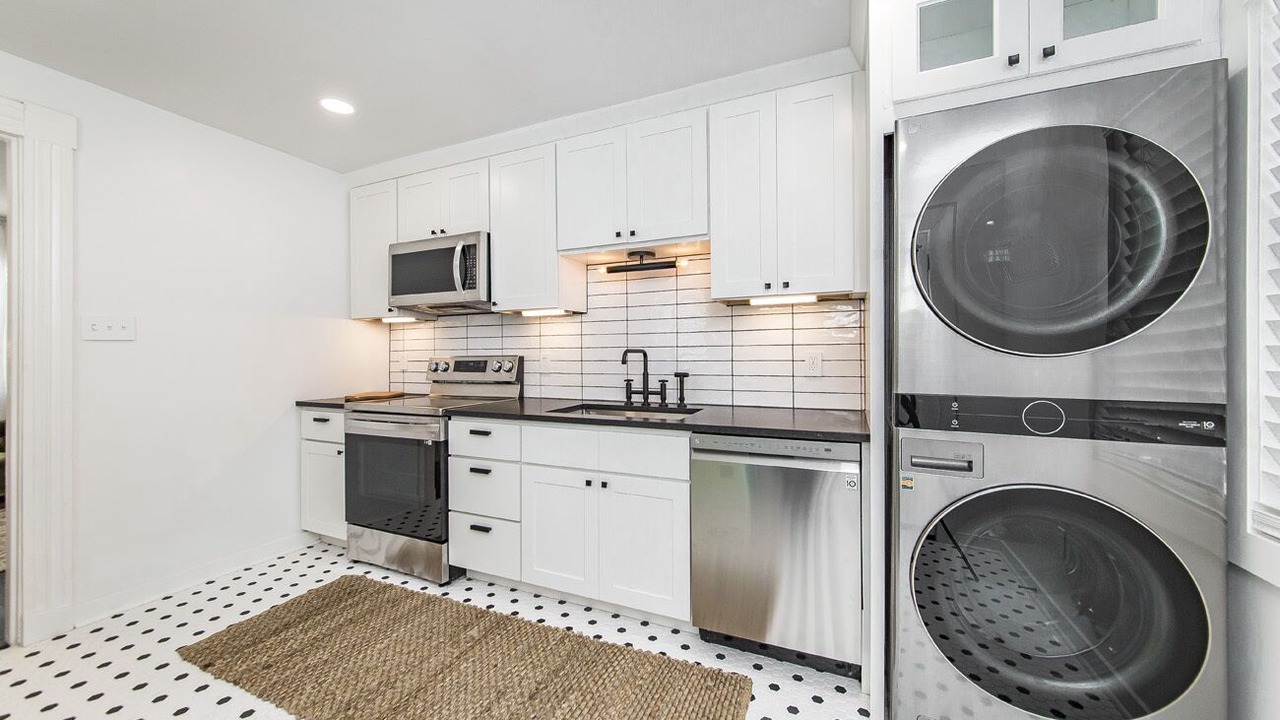 Photo of Kitchen in Capital View