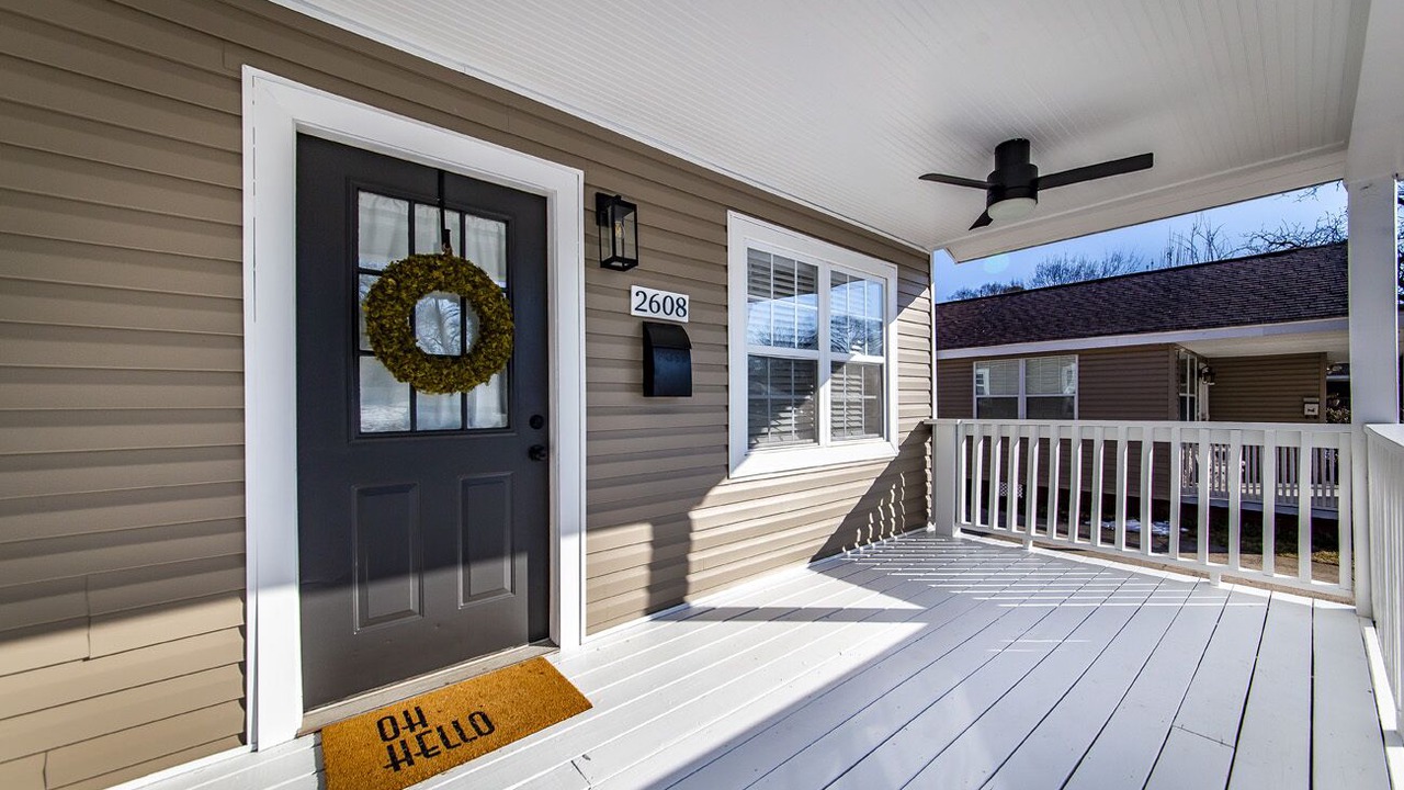 Photo of Patio Balcony in Capital View