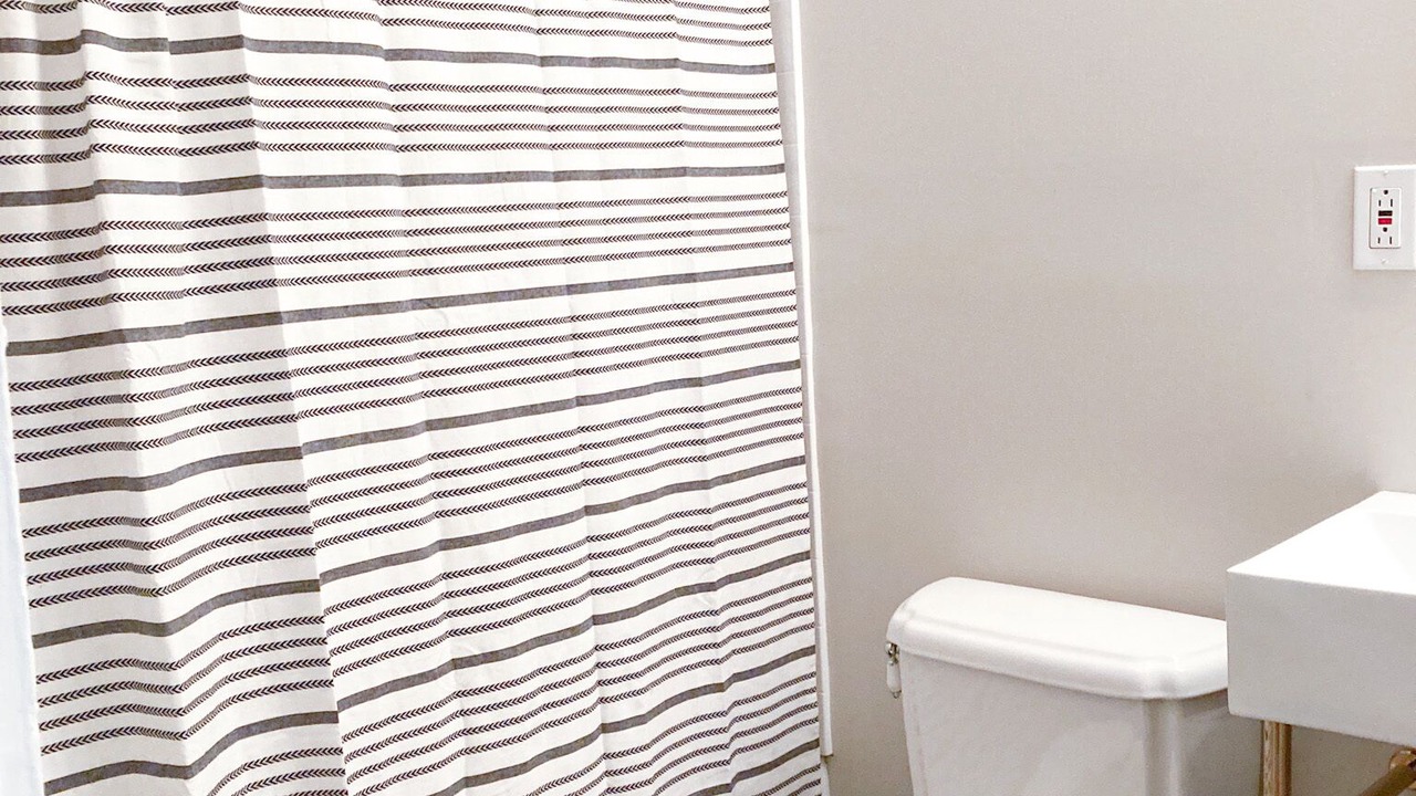 Photo of Bathroom in Historic Edgefield