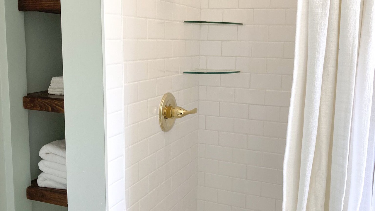 Photo of Bathroom in Historic Edgefield