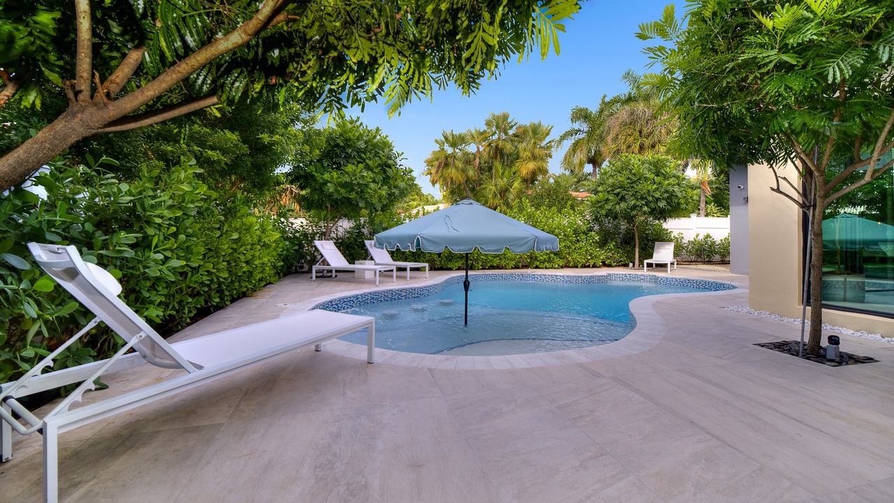 Photo of Outdoor in Coral Ridge