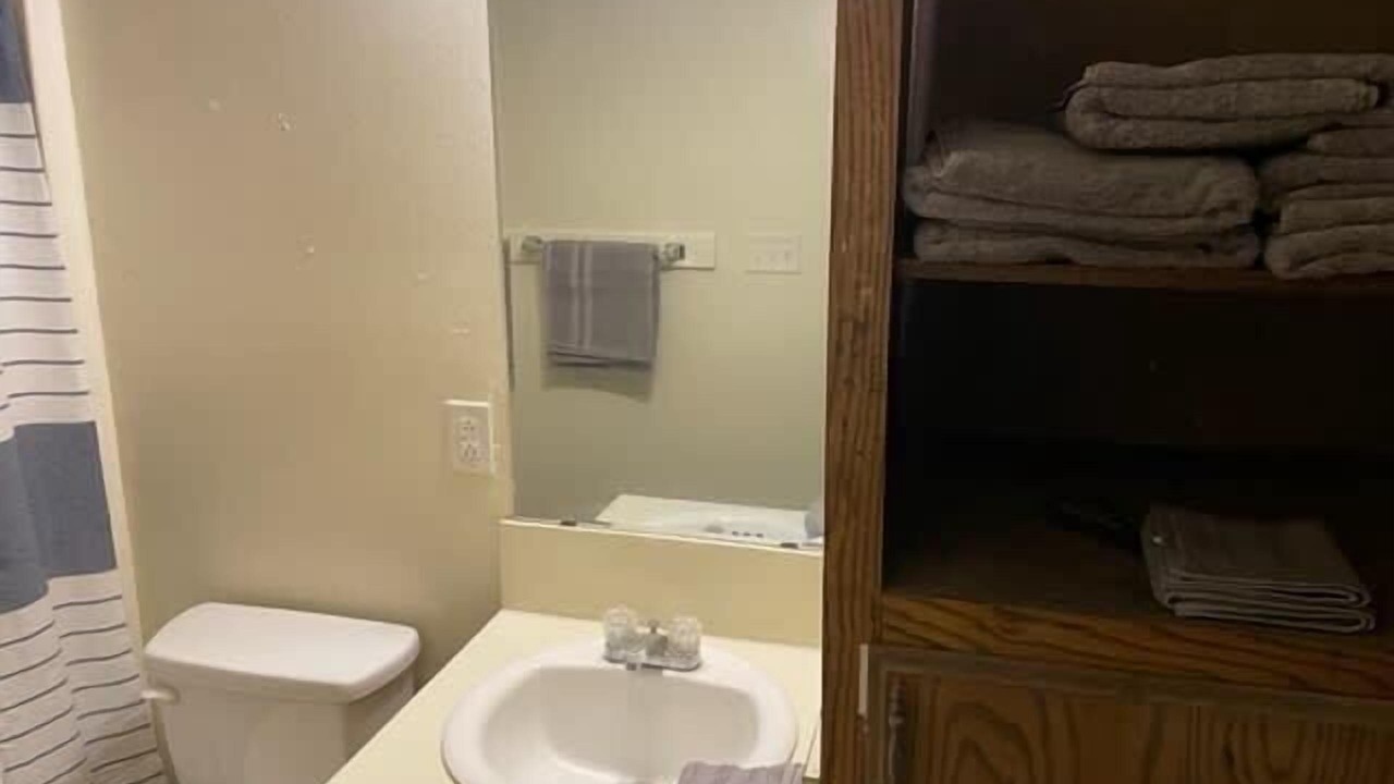 Photo of Bathroom in Lawton