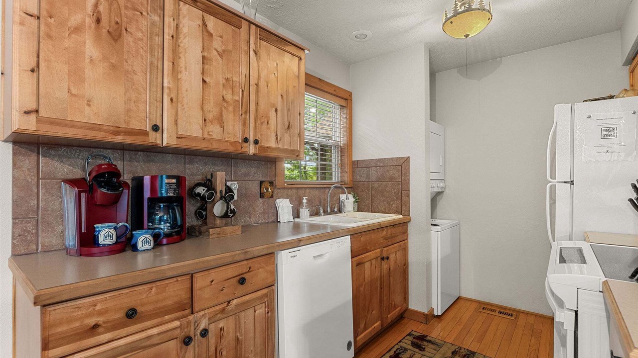 Photo of Kitchen in Reeds Spring