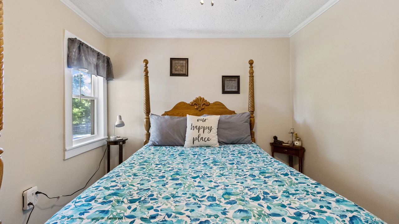 Photo of Bedroom in Horse Cave