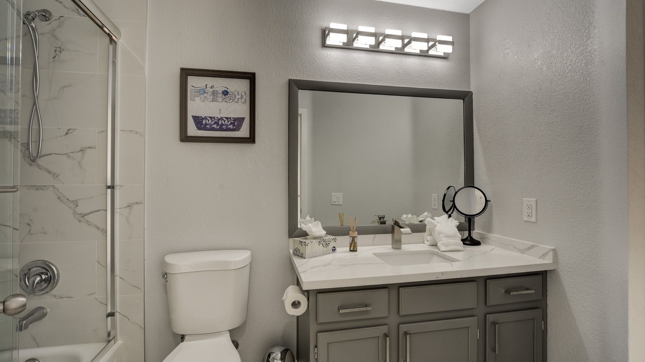 Photo of Bathroom in Summerlin