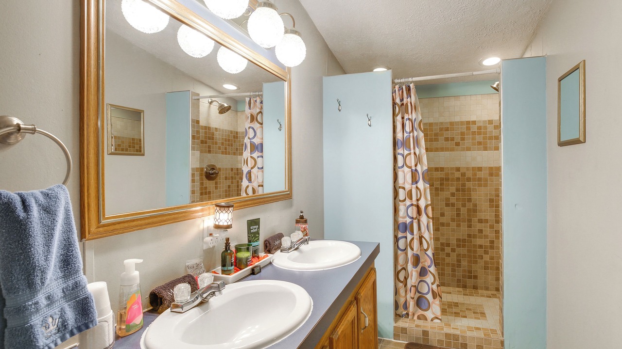 Photo of Bathroom in Brownstown