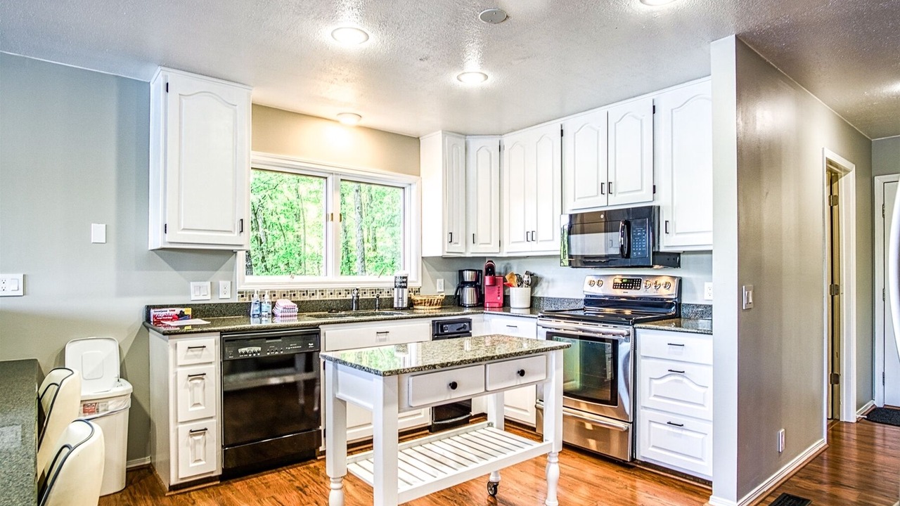 Photo of Kitchen in Hot Springs Village