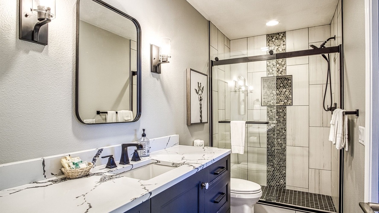Photo of Bathroom in Hot Springs Village