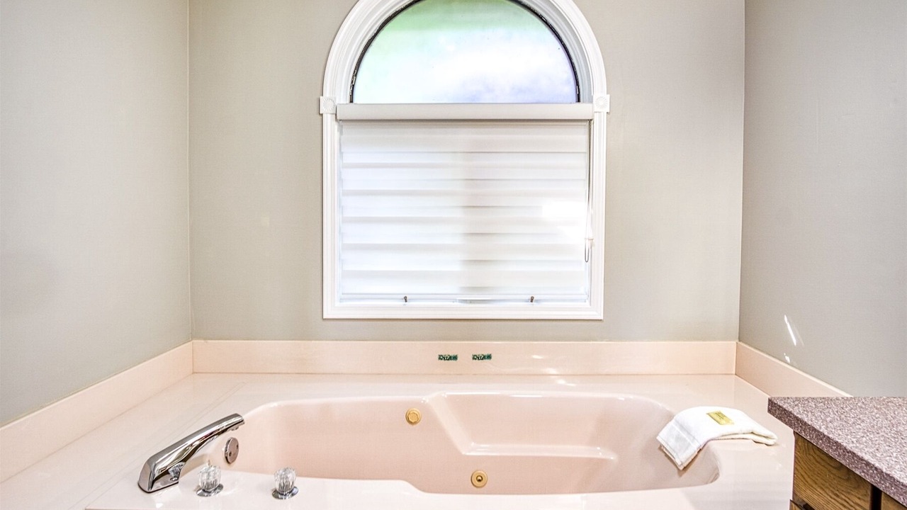Photo of Bathroom in Hot Springs Village