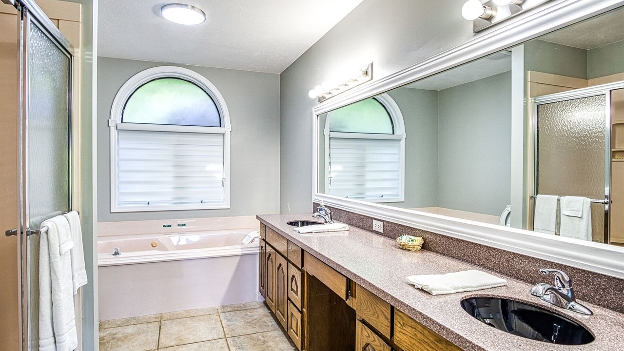 Photo of Bathroom in Hot Springs Village