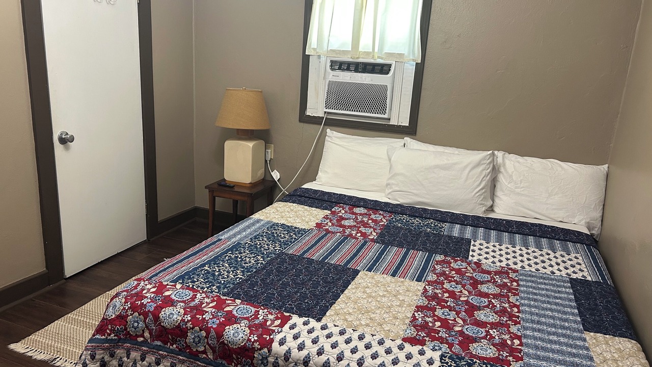 Photo of Bedroom in Aurora