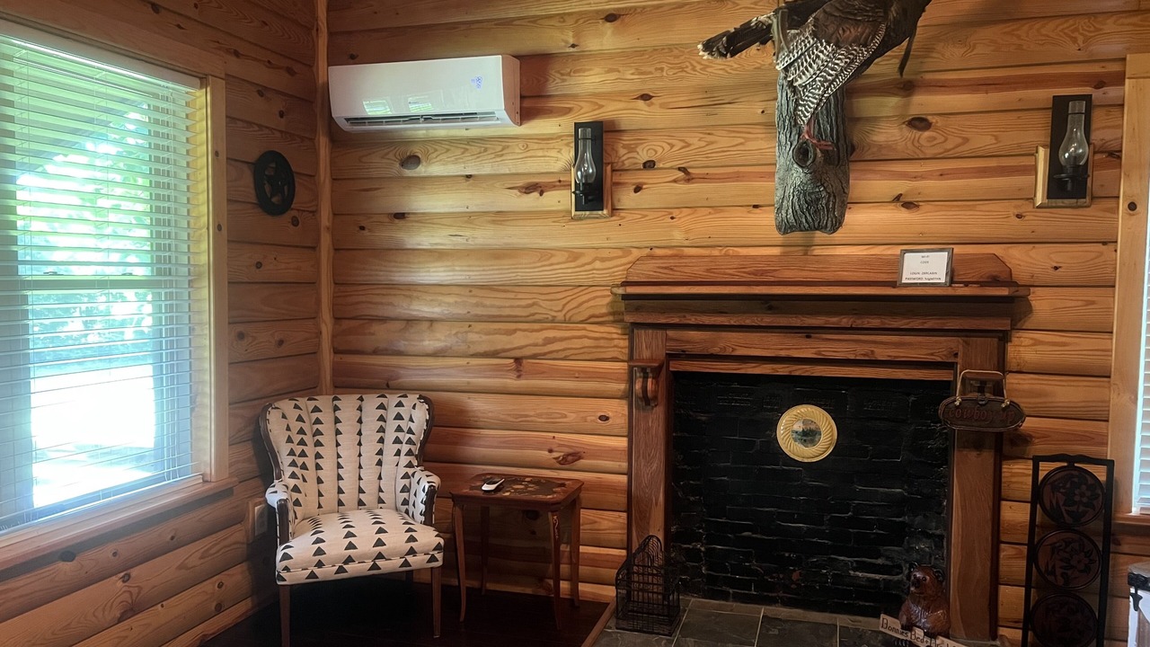 Photo of Bedroom in Lynnville