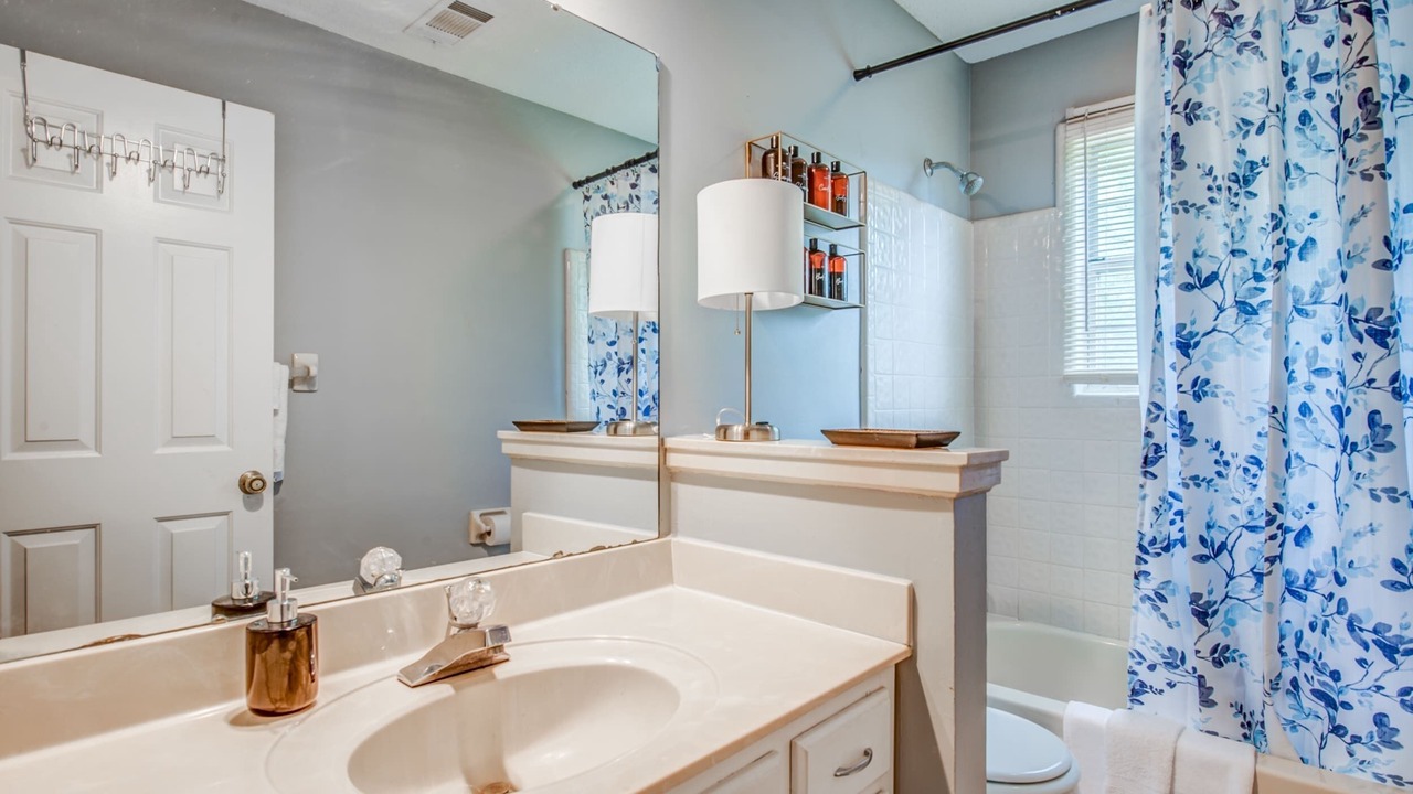 Photo of Bathroom in Cordova