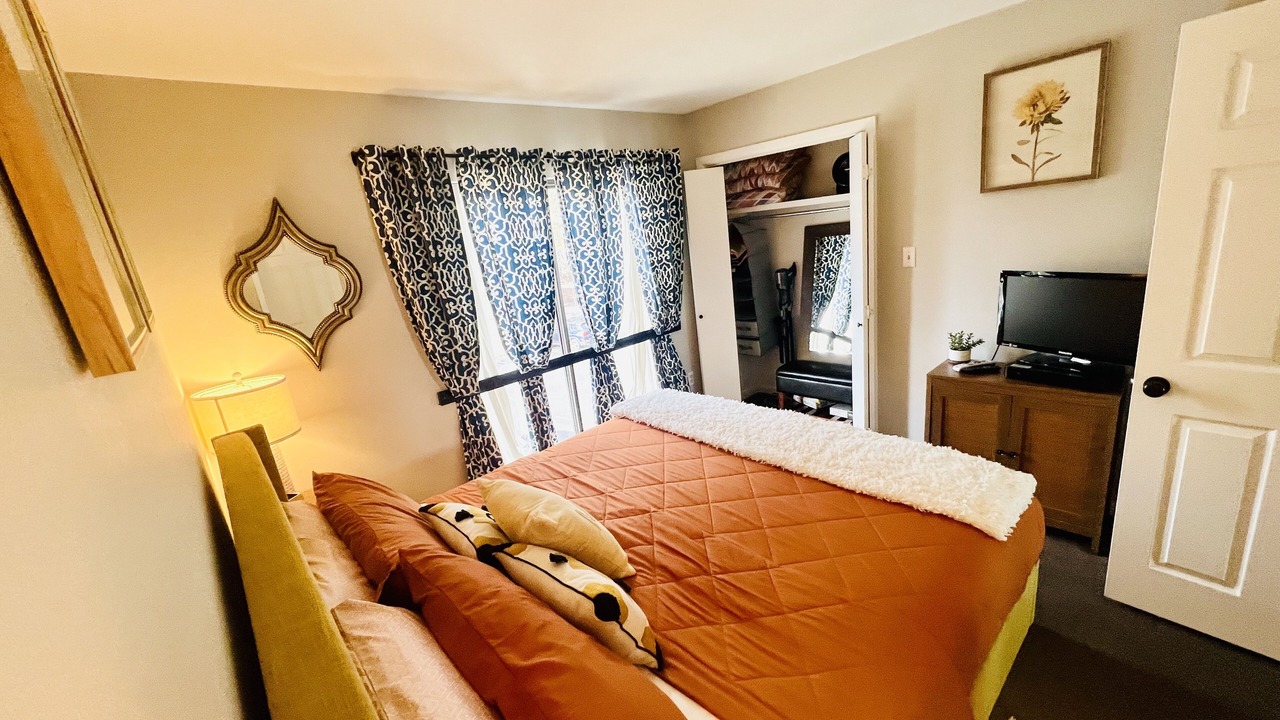 Photo of Bedroom in Hot Springs