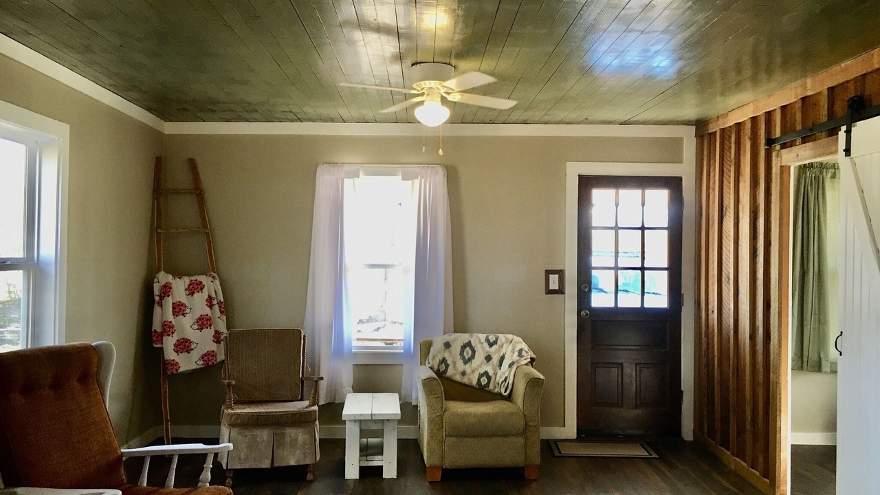 Photo of Livingroom in Jordan