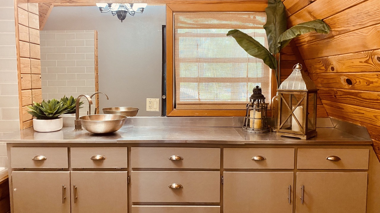 Photo of Bathroom in Piney