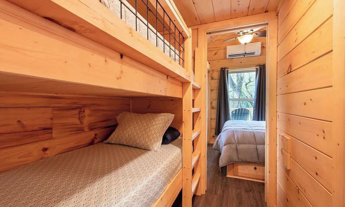 Photo of Bedroom in Lookout Valley Neighborhood Association