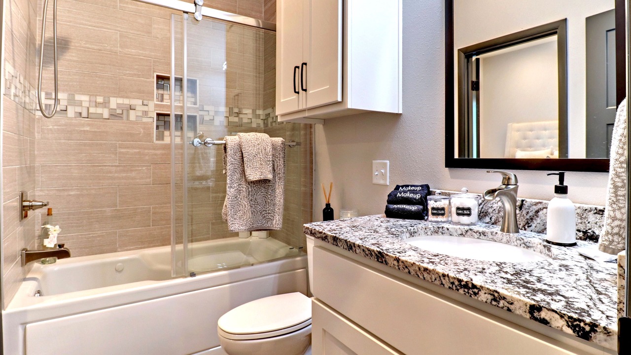 Photo of Bathroom in Eureka Springs