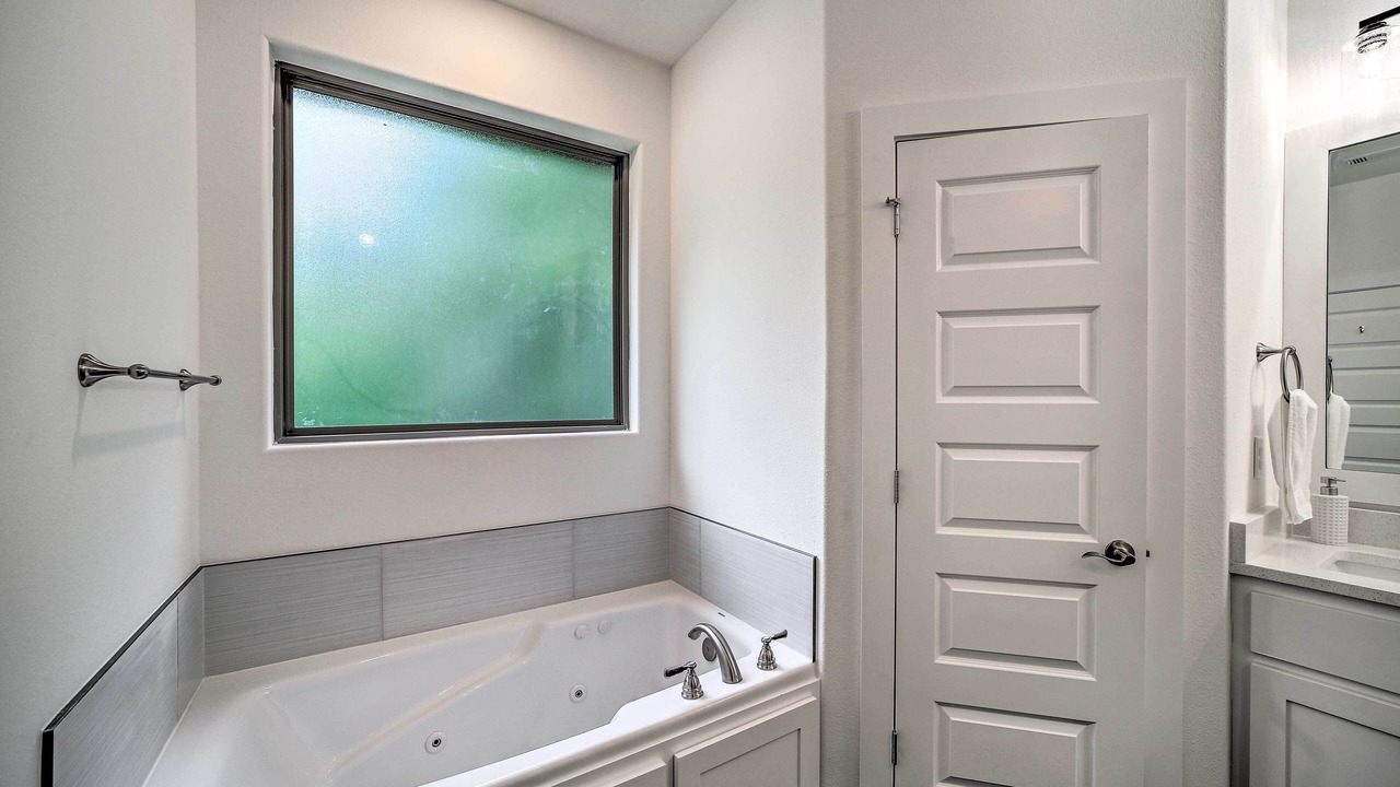Photo of Bathroom in Bella Vista