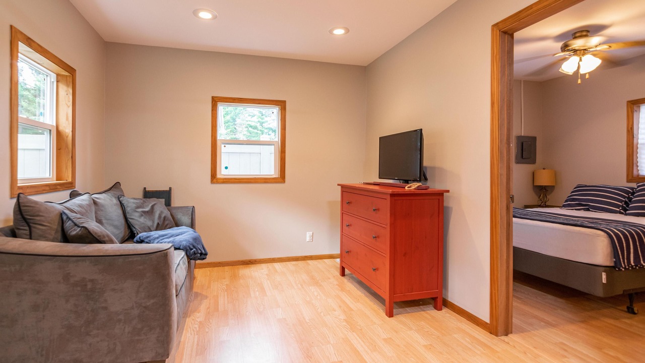 Photo of Bedroom in Arkdale