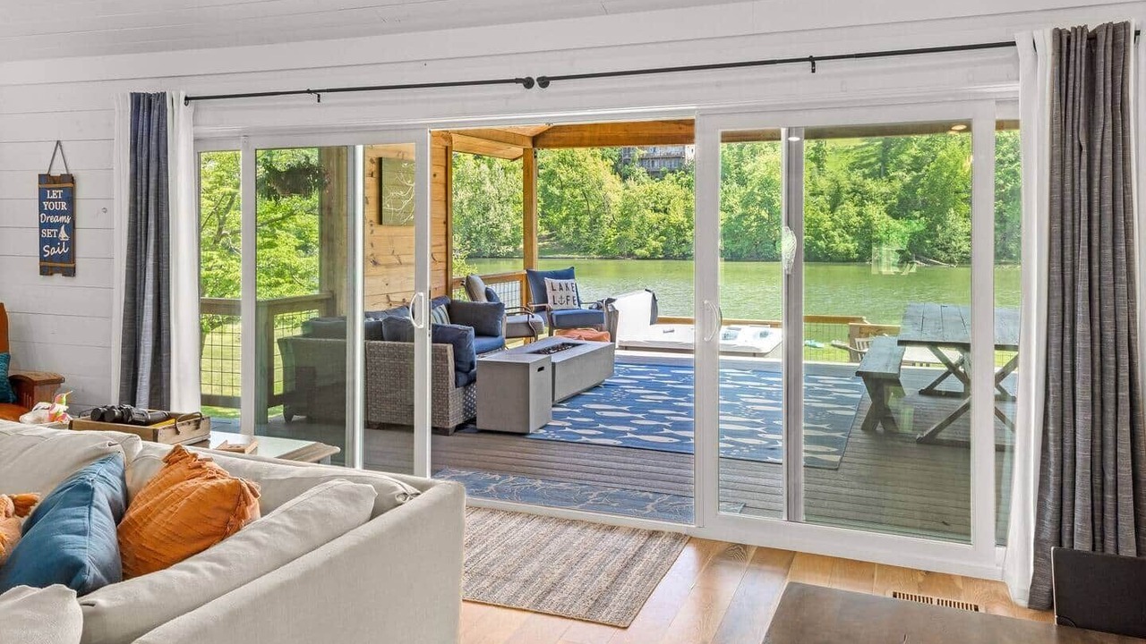 Photo of Livingroom in Bella Vista