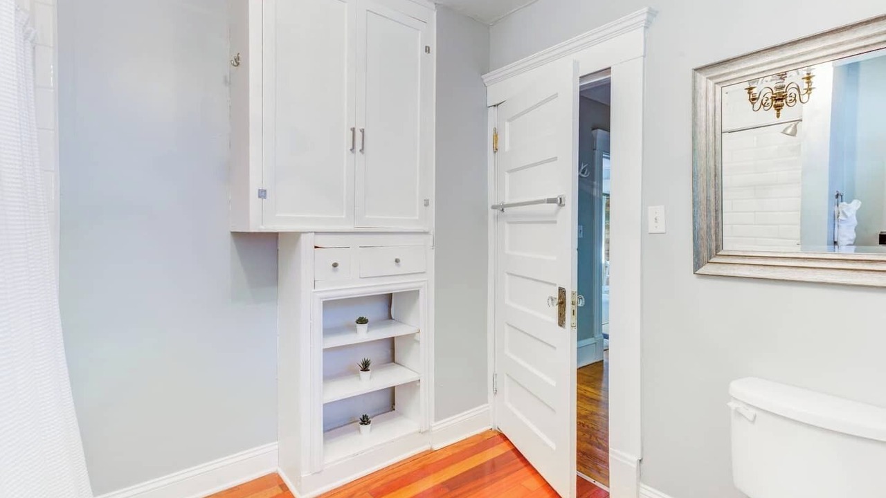 Photo of Bathroom in South Hyde Park