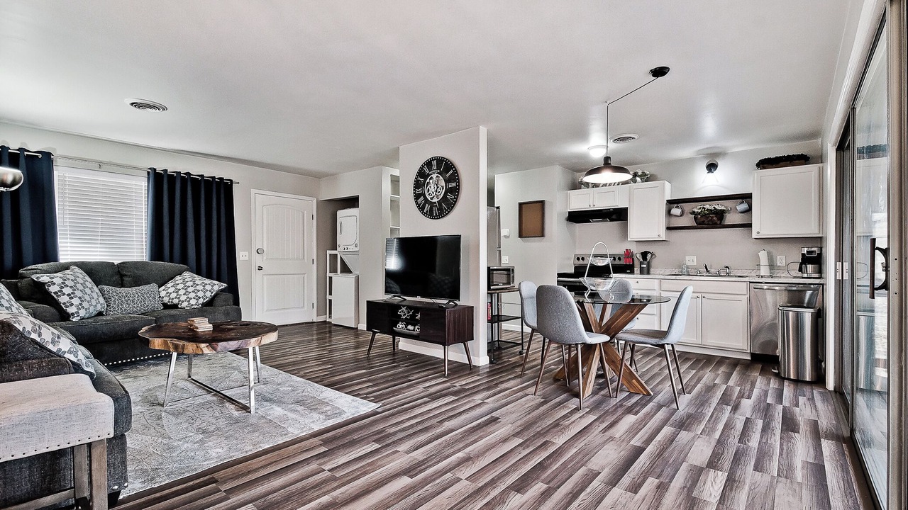 Photo of Livingroom in Bella Vista