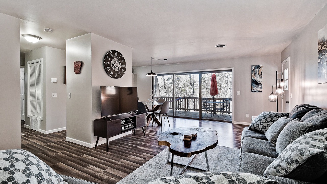 Photo of Livingroom in Bella Vista
