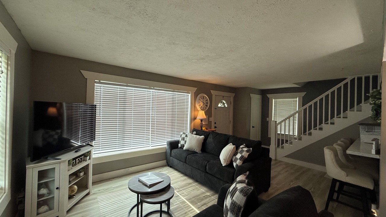 Photo of Livingroom in Salina