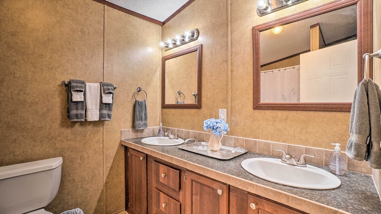 Photo of Bathroom in Powell