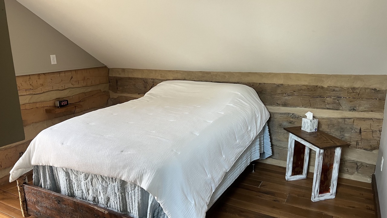 Photo of Bedroom in Saint Donatus