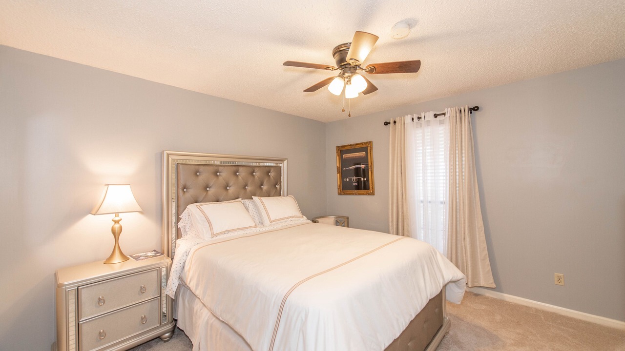 Photo of Bedroom in River Mountain