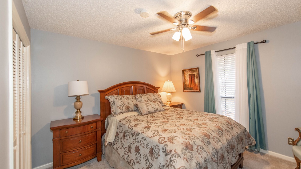 Photo of Bedroom in River Mountain