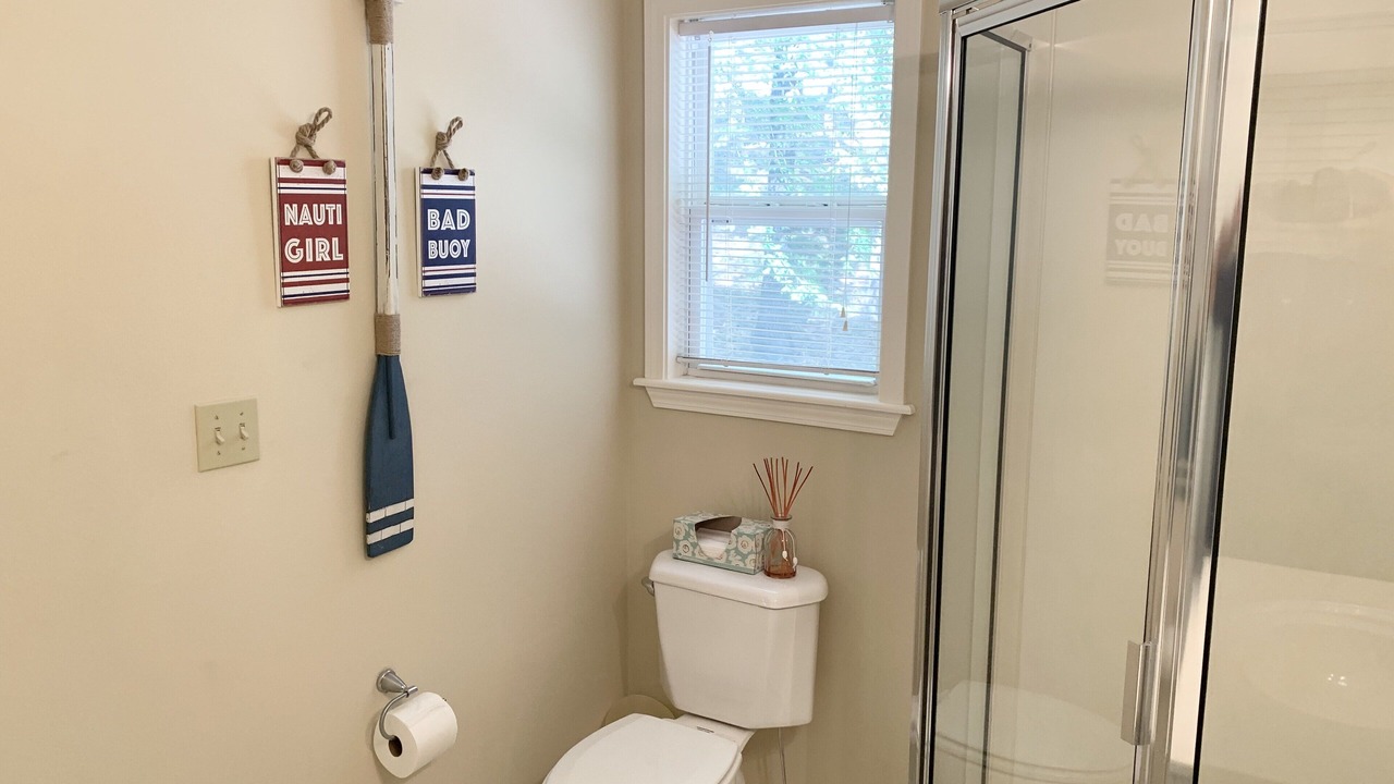 Photo of Bathroom in Piney