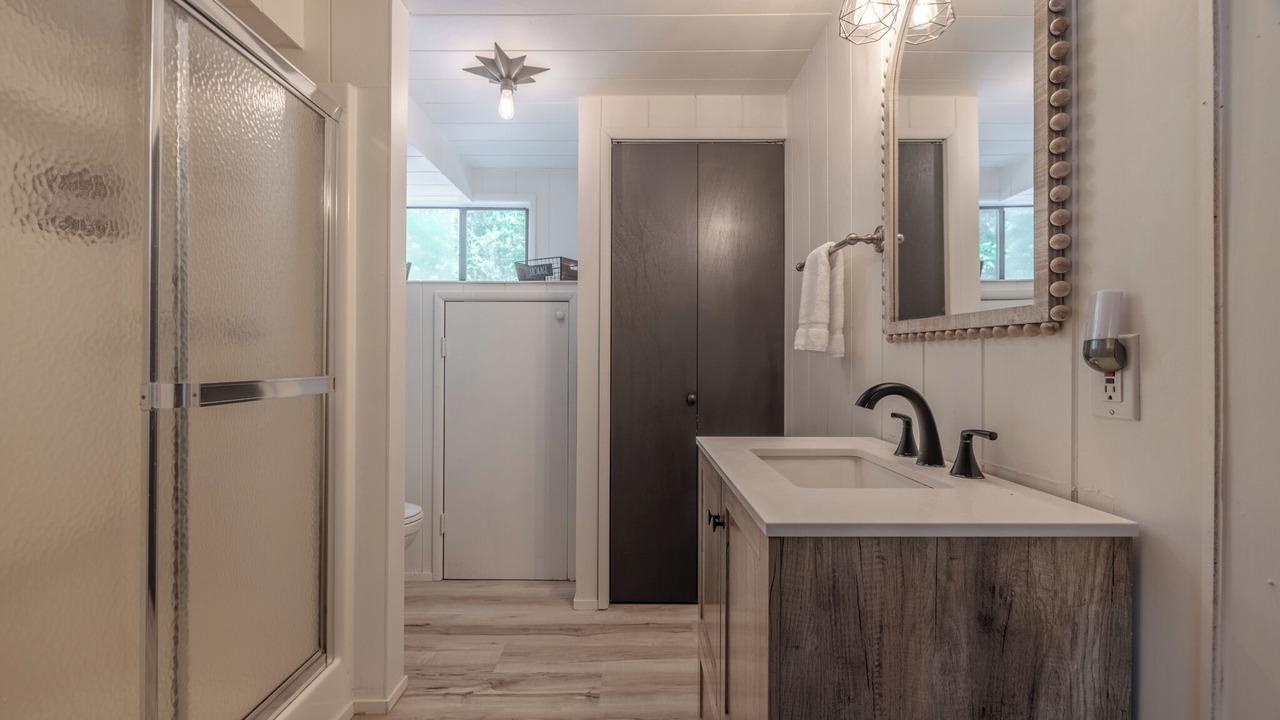Photo of Bathroom in Innsbrook
