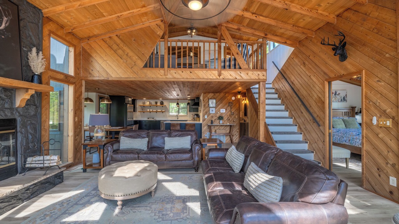 Photo of Livingroom in Innsbrook