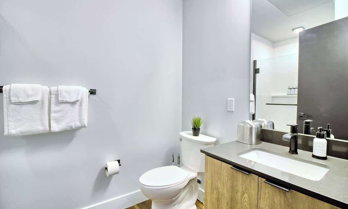 Photo of Bathroom in Midtown